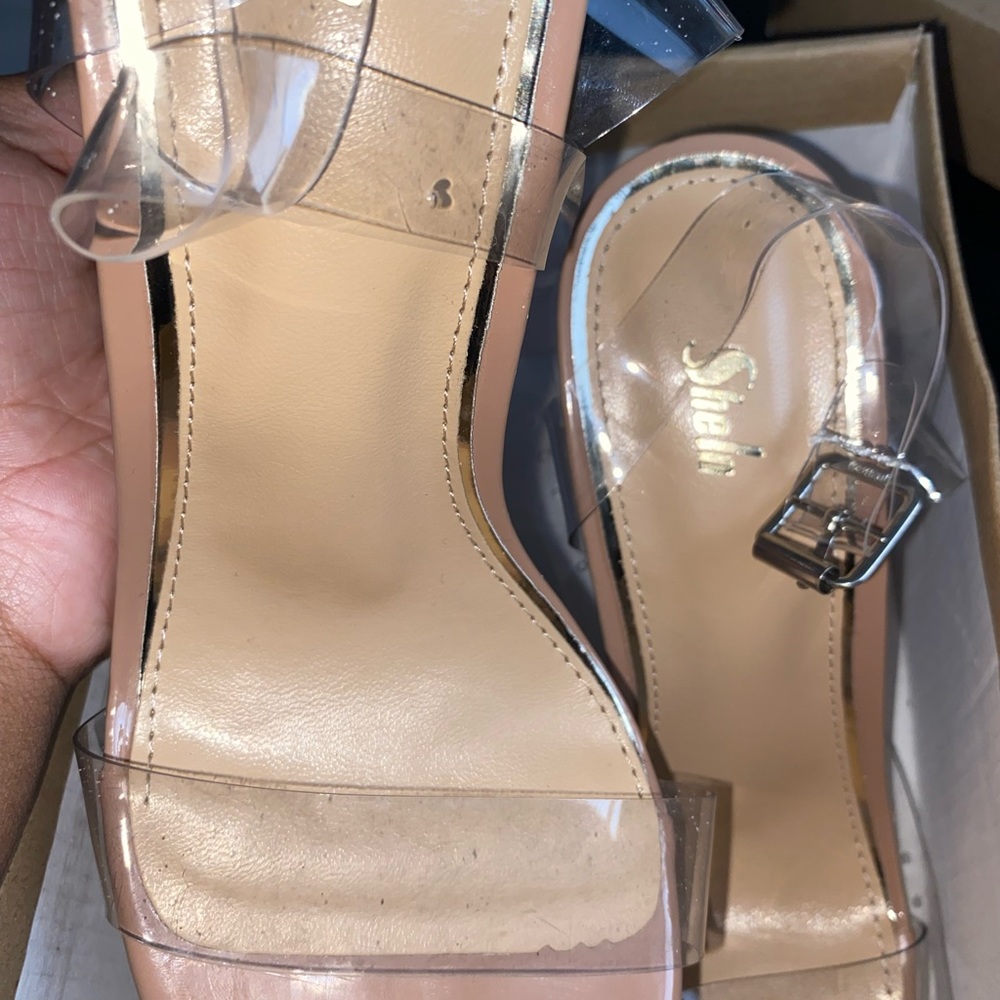 Heels - Picture 3 of 3